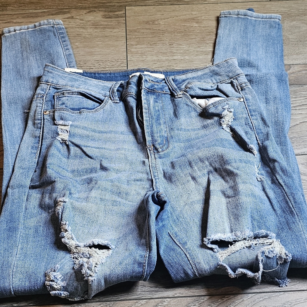 High waisted jeans